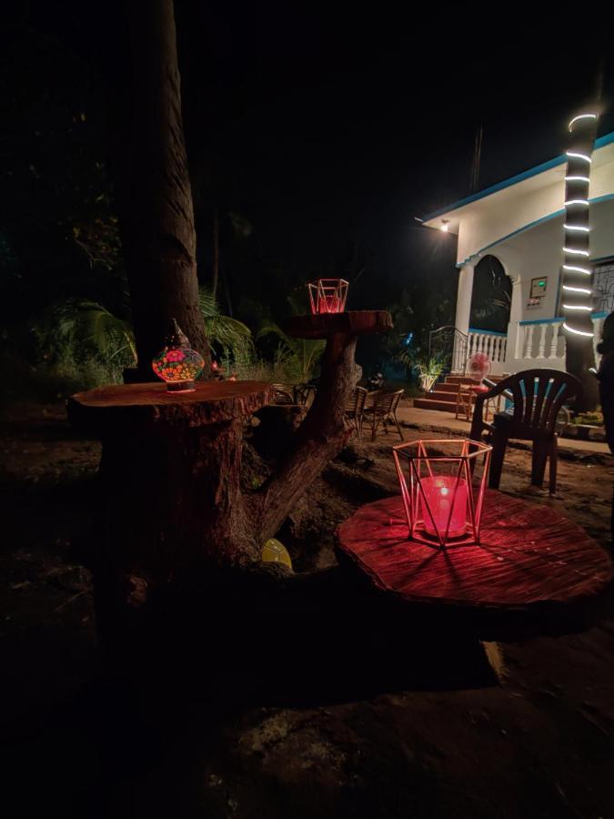 Coco inn Goa Candolim Esterno foto